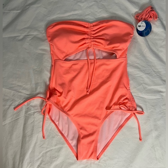 Decree Womens Exotic Textured Monokini One Piece Swimsuit in Tropical Coral S - Picture 3 of 11